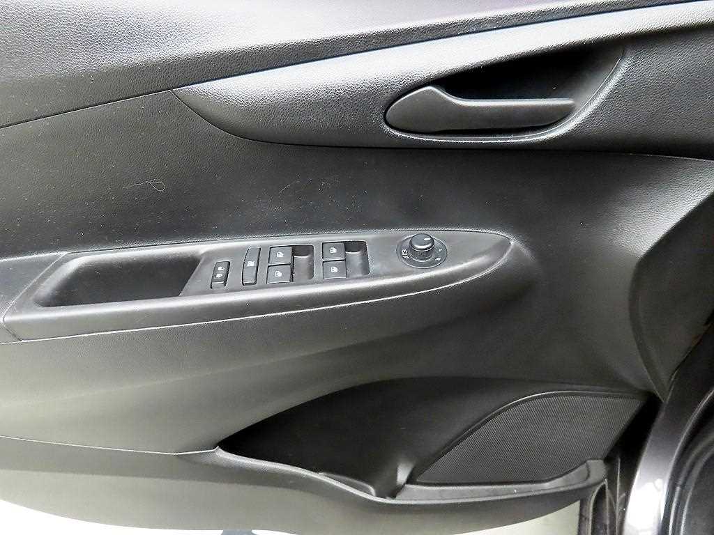 Chevrolet Spark - Vista 11