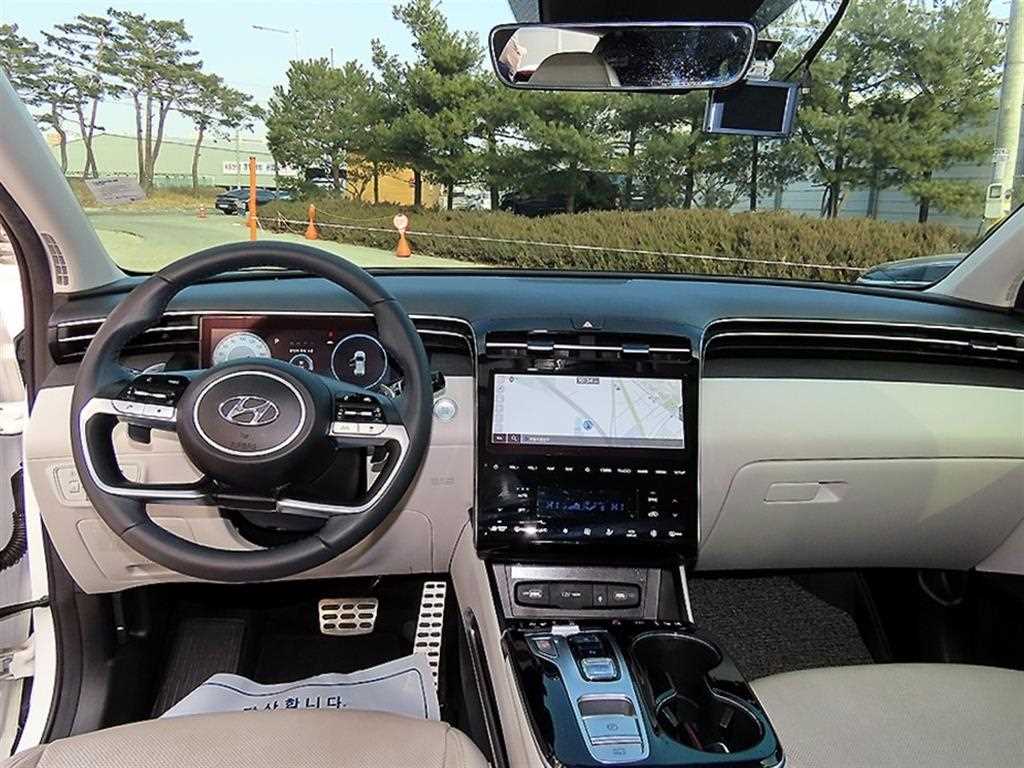 HYUNDAI Tucson - Vista 7