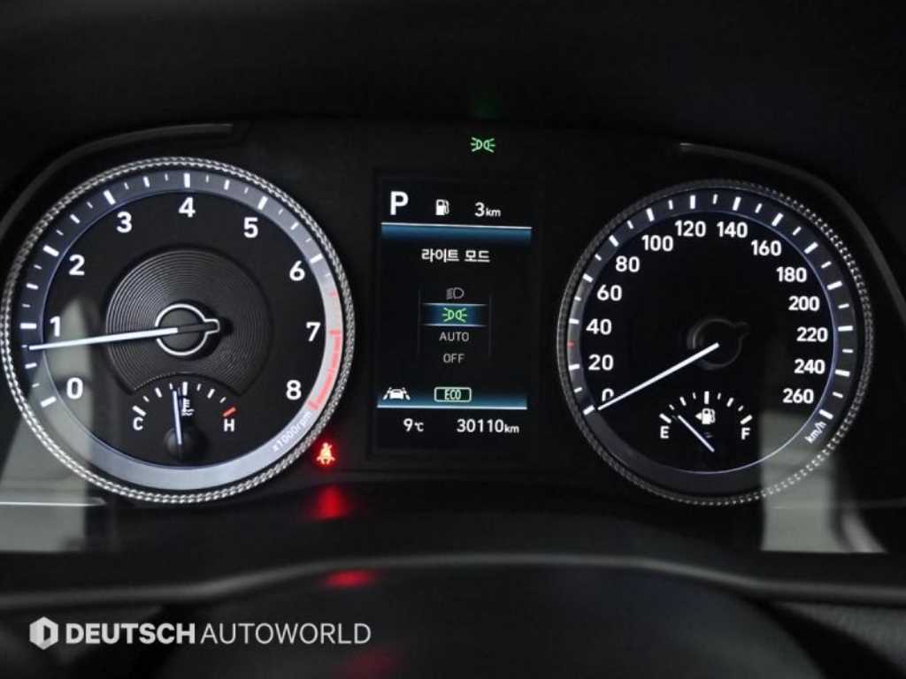 HYUNDAI Sonata - Vista 8