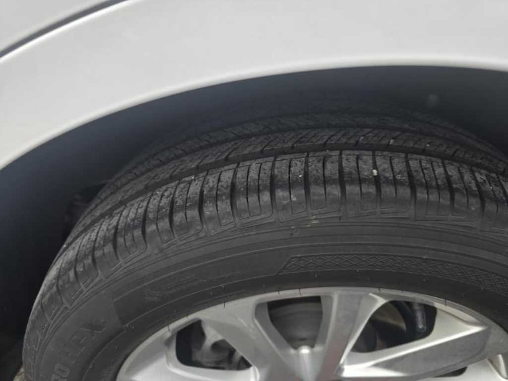 Chevrolet Equinox - Vista 5