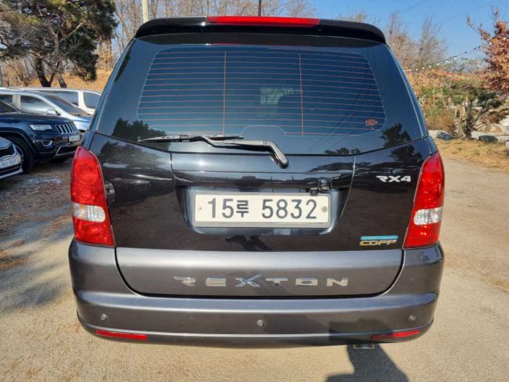 Ssangyong Rexton - Vista 5