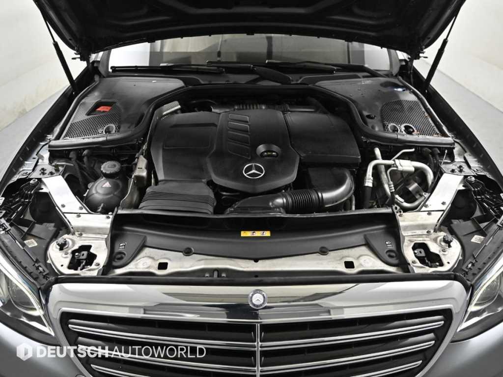 Mercedes Benz E class - Vista 7