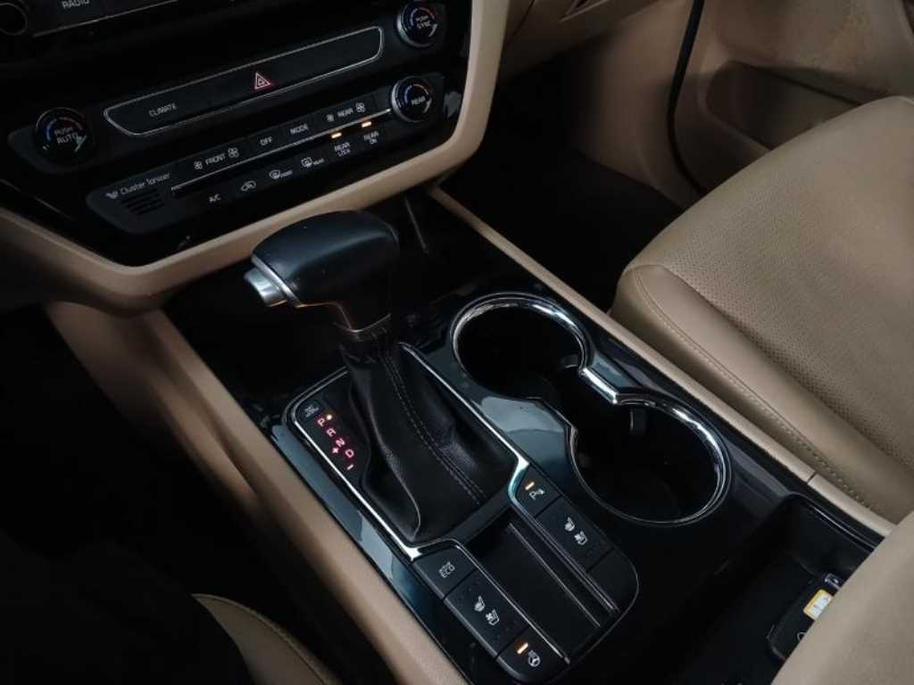 KIA Carnival 2019 Negro - Importación desde Corea - HF Imports Iquique - Foto 15