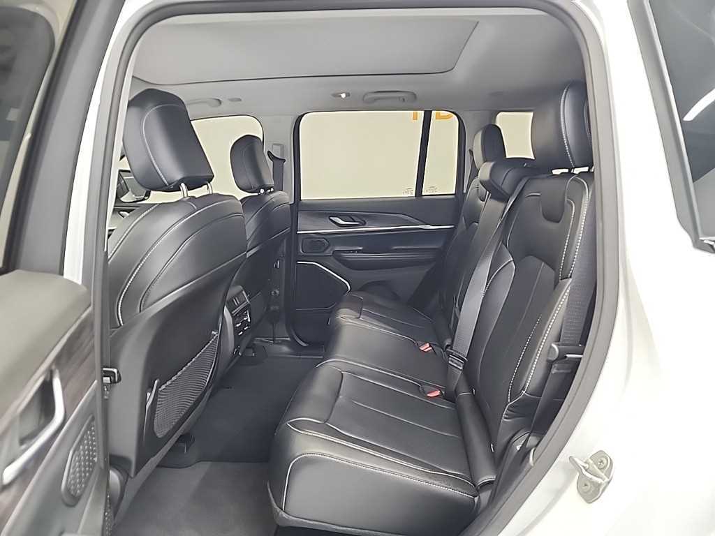 Jeep Cherokee - Vista 12