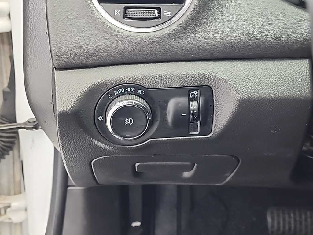 Chevrolet Cruise 2011 Blanco - Importación desde Corea - HF Imports Iquique - Foto 15