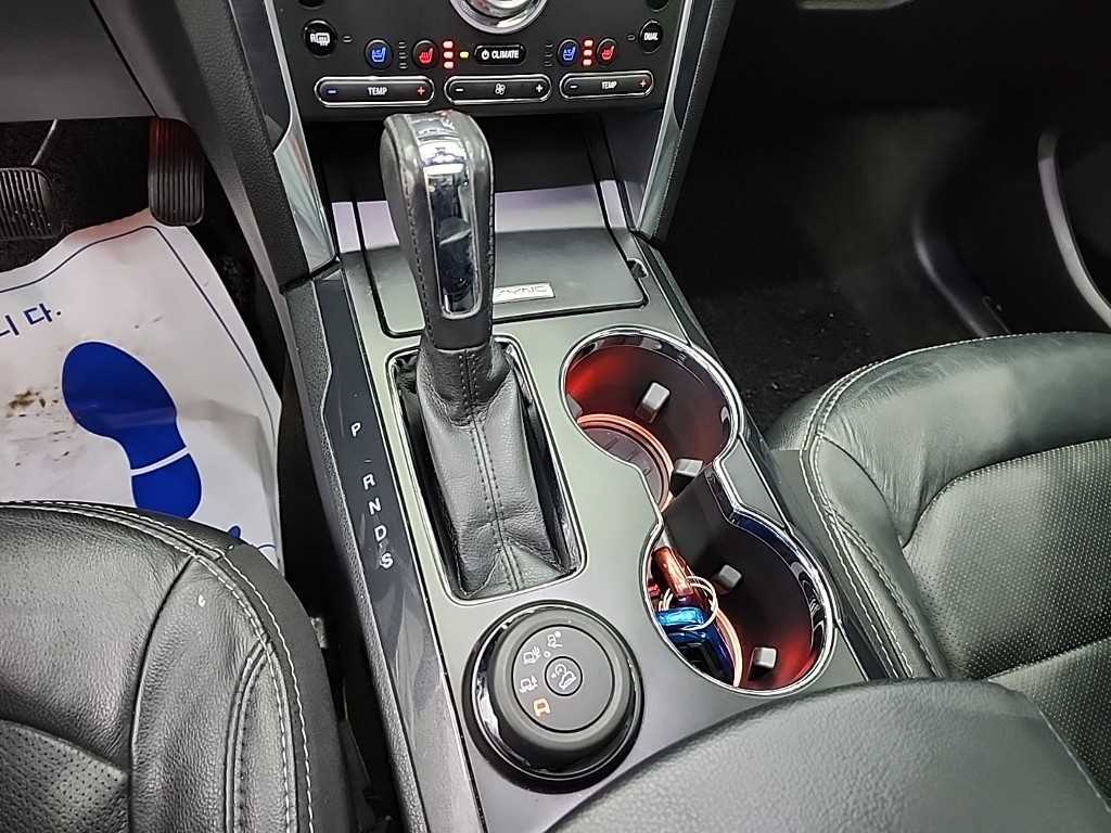 Ford Explorer - Vista 8