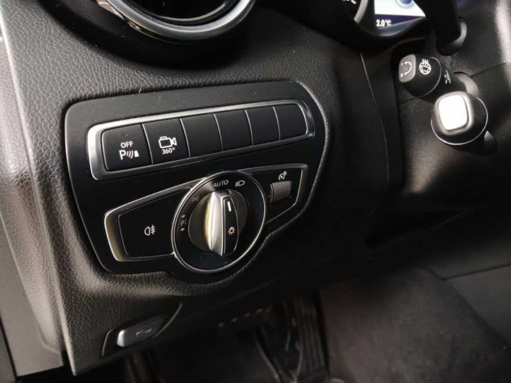 Mercedes Benz GLC Class - Vista 12