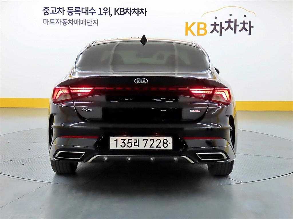 KIA K5 2021 Negro - Importación desde Corea - HF Imports Iquique - Foto 18