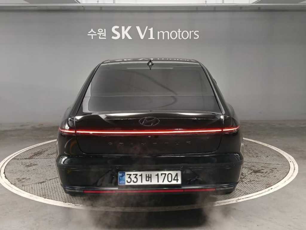 HYUNDAI Grandeur - Vista 2