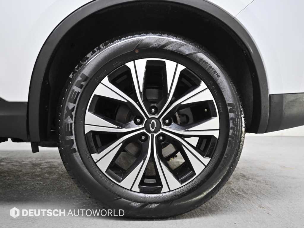 SAMSUNG QM6 - Vista 5