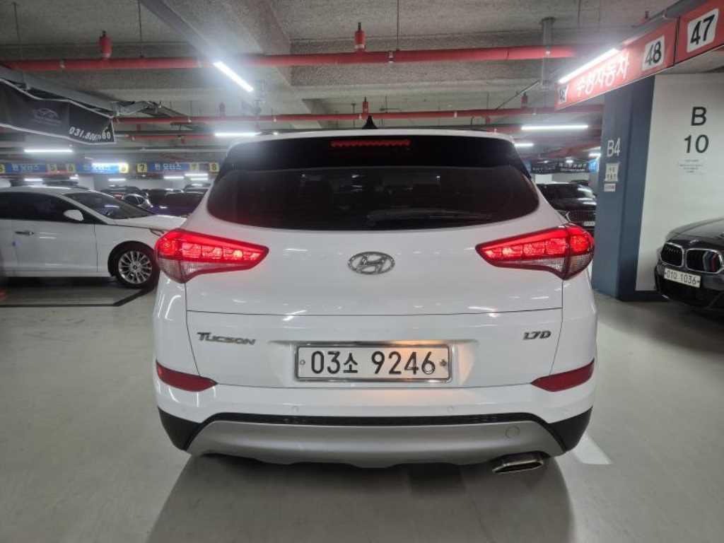 HYUNDAI Tucson - Vista 4