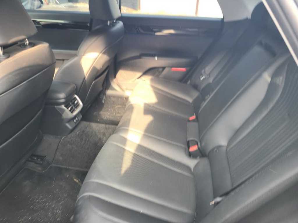 HYUNDAI Grandeur - Vista 7