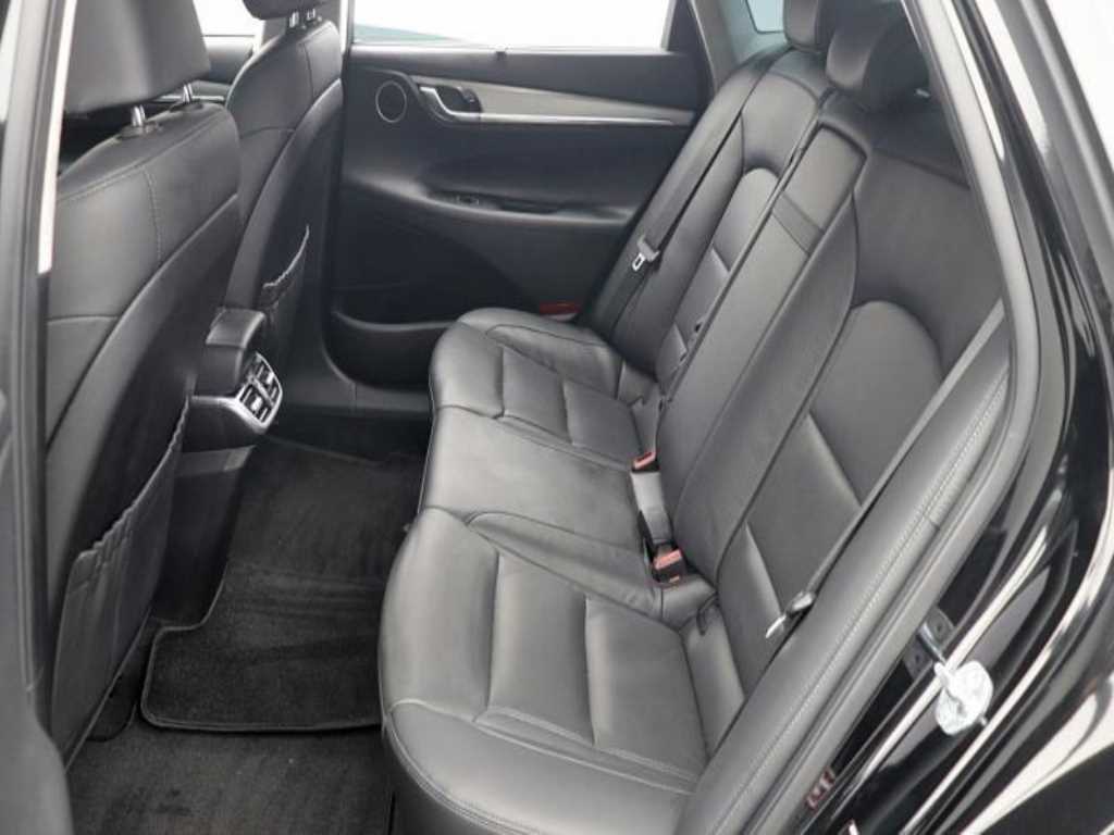 HYUNDAI Grandeur - Vista 11