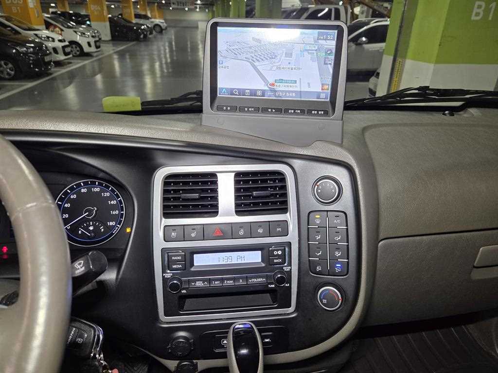 Small Truck Top_Wingbody 2023 Blanco - Importación desde Corea - HF Imports Iquique - Foto 15