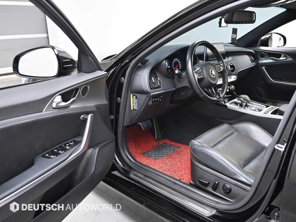 KIA Stinger - Vista 11