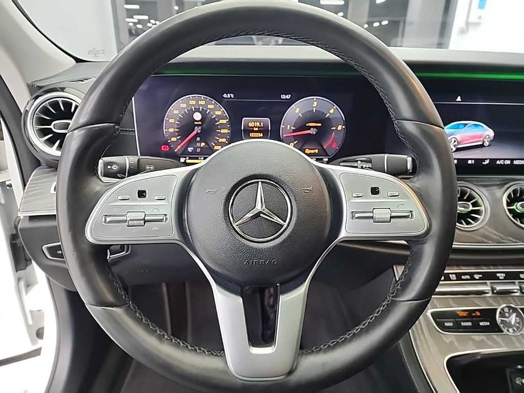 Mercedes Benz CLS Class - Vista 9