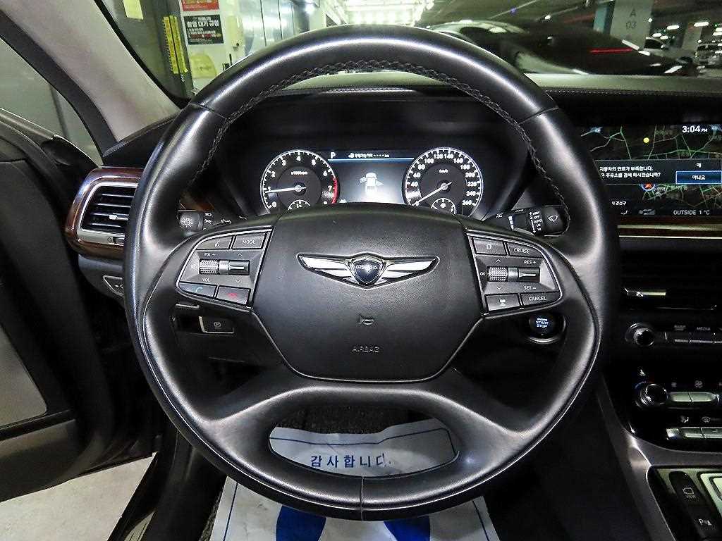 Genesis EQ900 - Vista 8