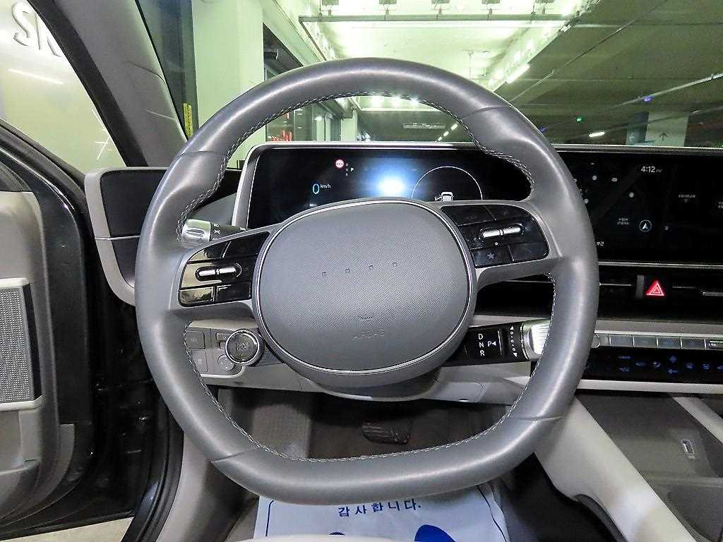 HYUNDAI Ioniq 6 - Vista 8