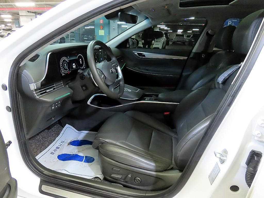 HYUNDAI Grandeur - Vista 6