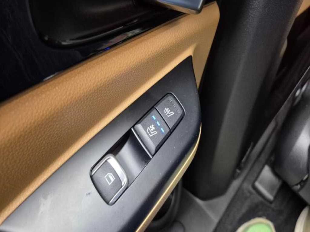 KIA Carnival 2023 - Importación desde Corea - HF Imports Iquique - Foto 17
