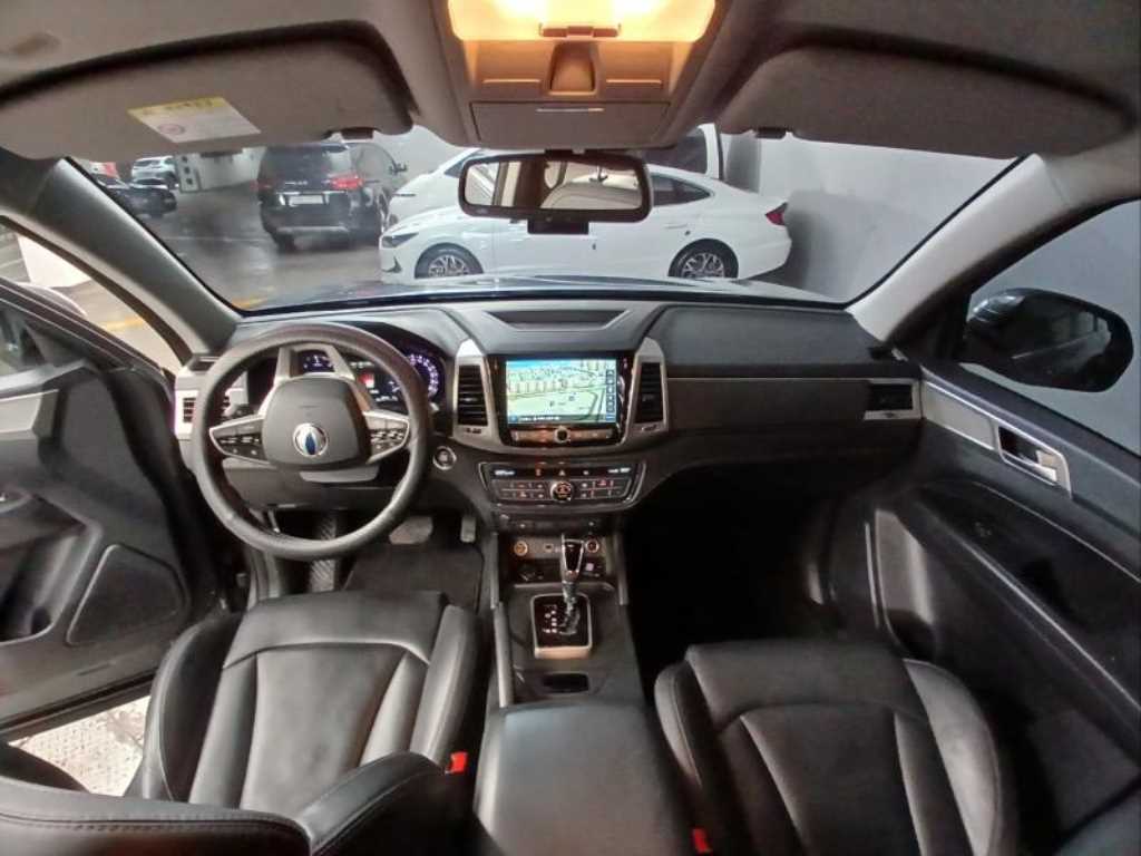 Ssangyong Rexton - Vista 6