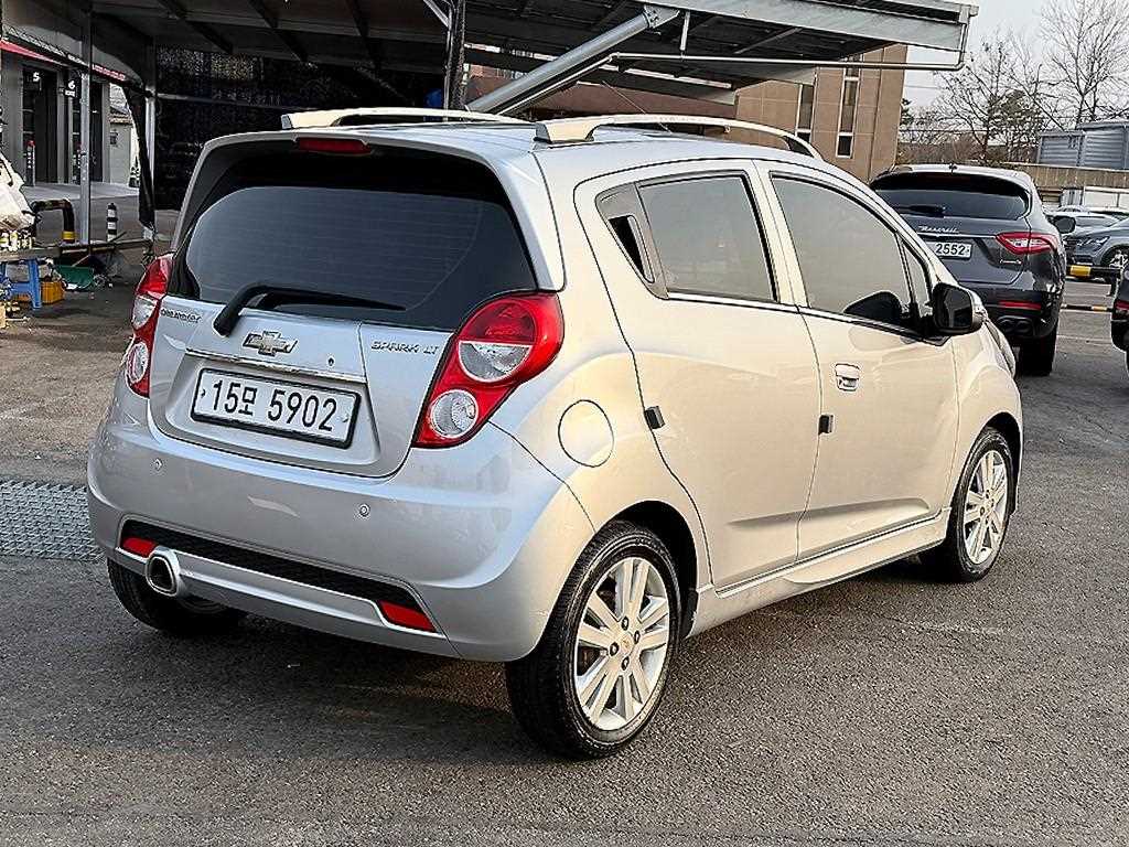 Chevrolet Spark - Vista 4