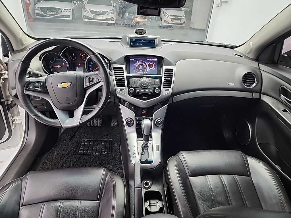 Chevrolet Cruise - Vista 7
