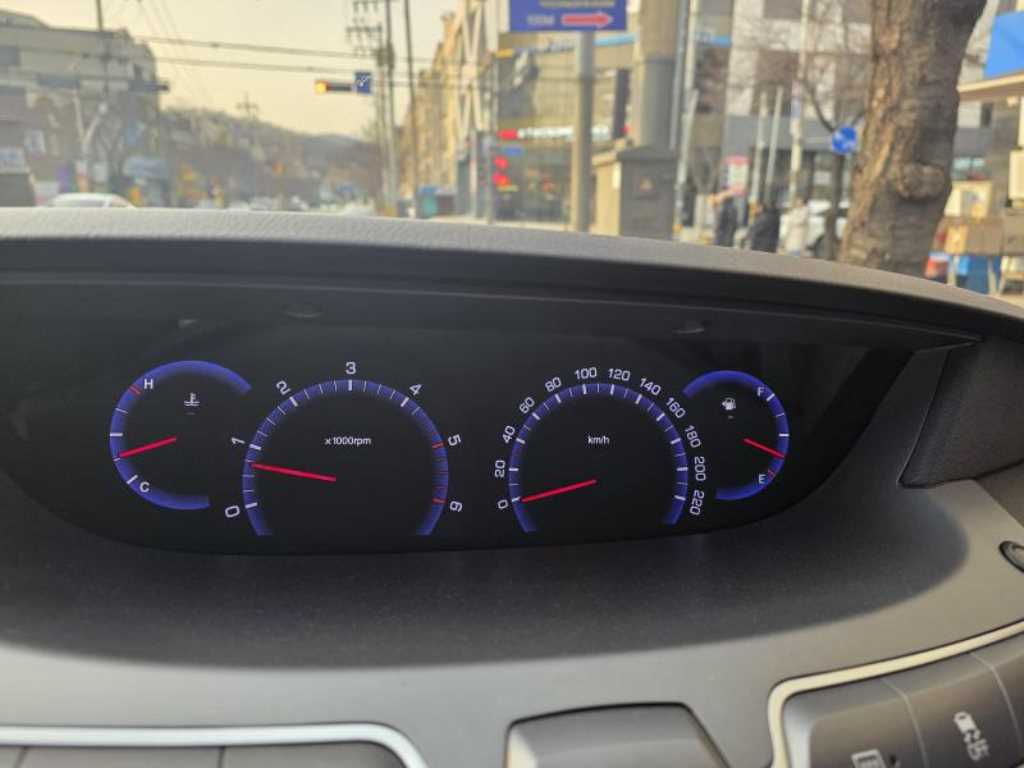 Ssangyong Korando - Vista 4