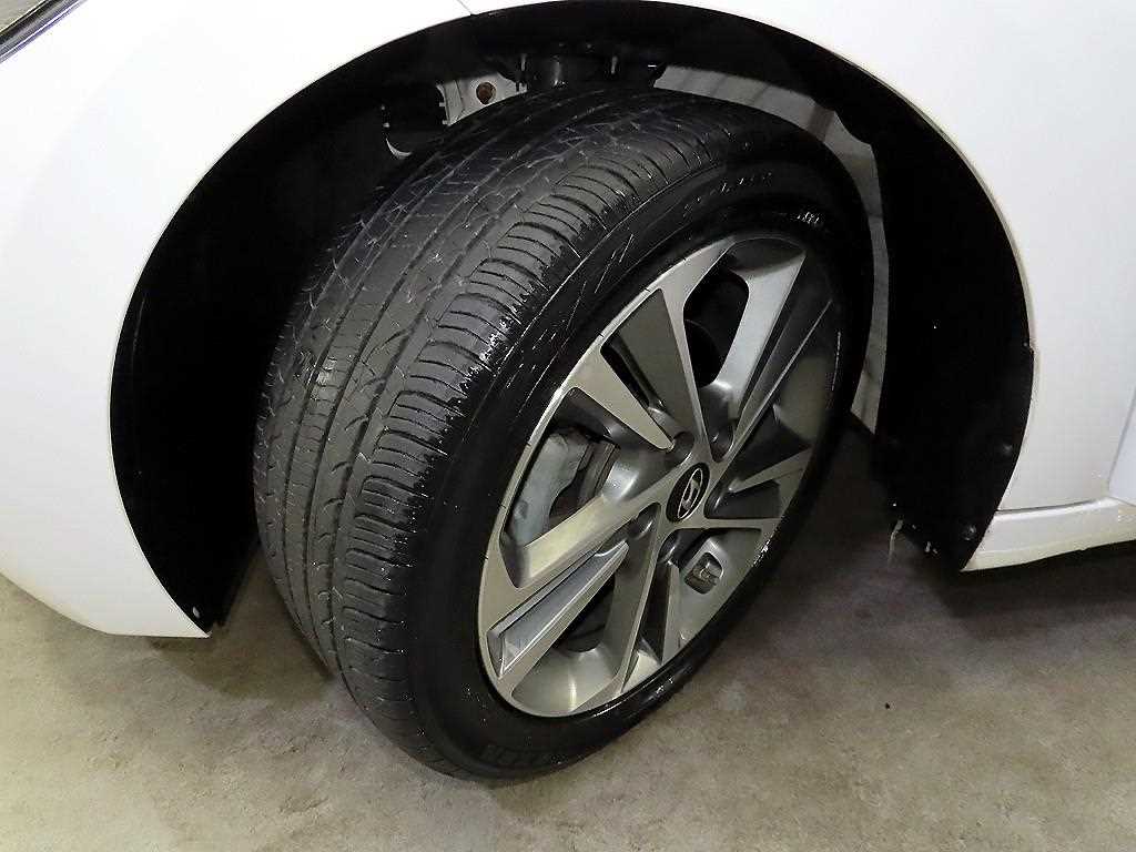 HYUNDAI Avante 2017 Blanco - Importación desde Corea - HF Imports Iquique - Foto 18