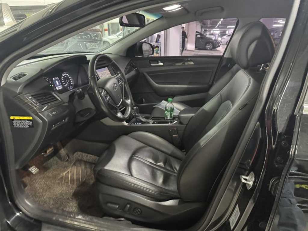 HYUNDAI Sonata - Vista 6