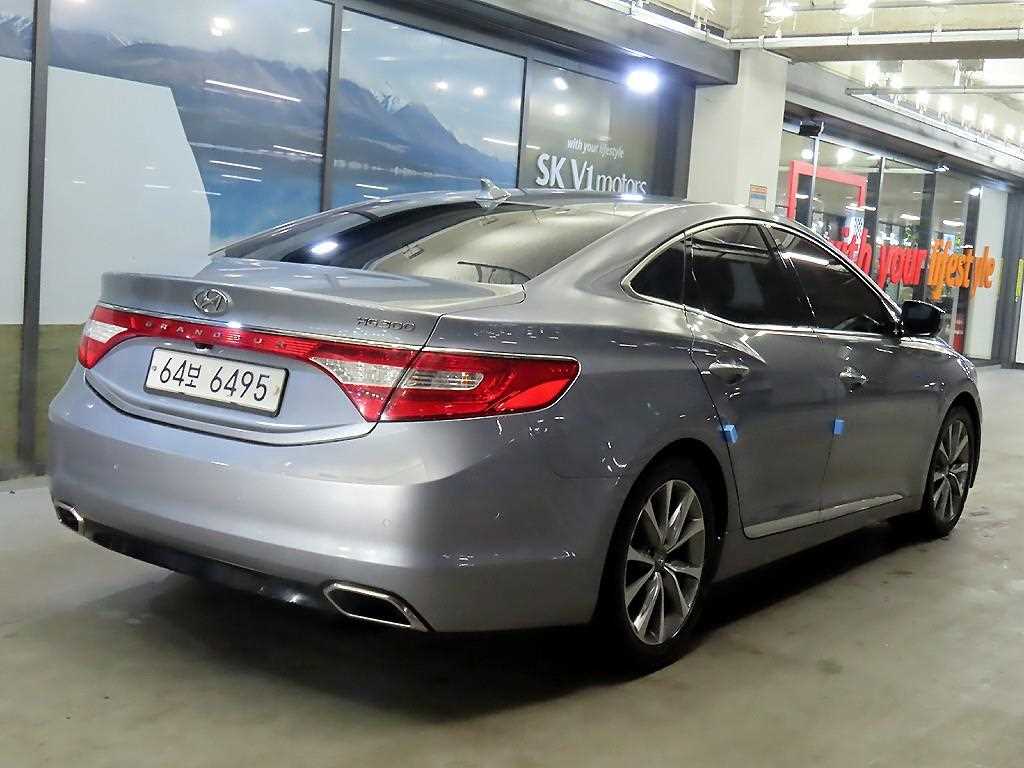 HYUNDAI Grandeur - Vista 4