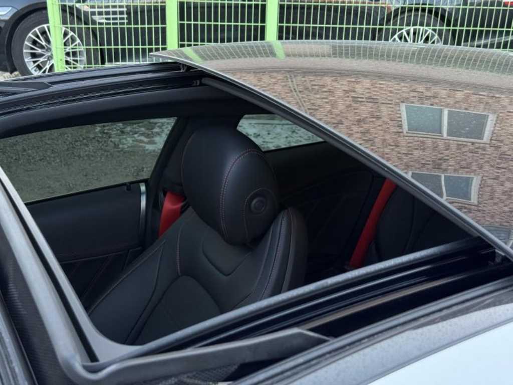 Mercedes Benz C Class - Vista 7