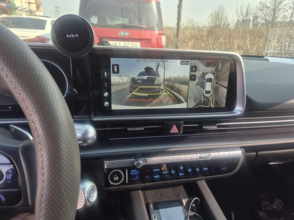 HYUNDAI Ioniq 6 - Vista 11