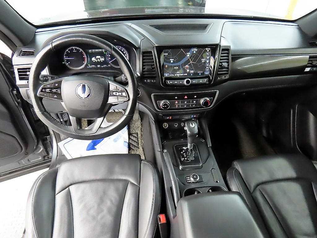 Ssangyong Rexton - Vista 7