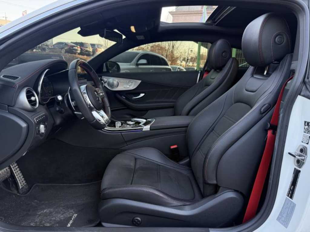 Mercedes Benz C Class - Vista 8