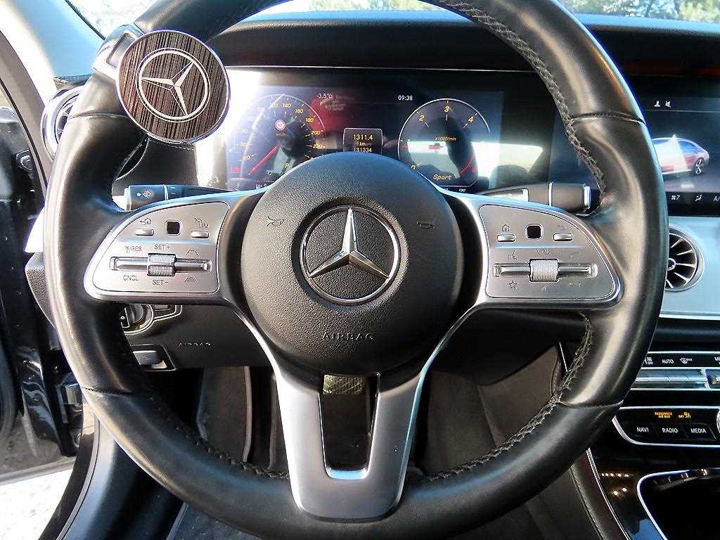 Mercedes Benz CLS Class - Vista 8