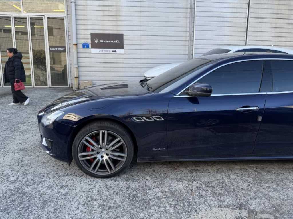 Maserati Quattroforte - Vista 3