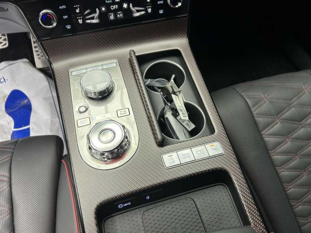 Genesis G80 - Vista 11