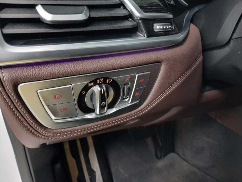 BMW 7 Series - Vista 9