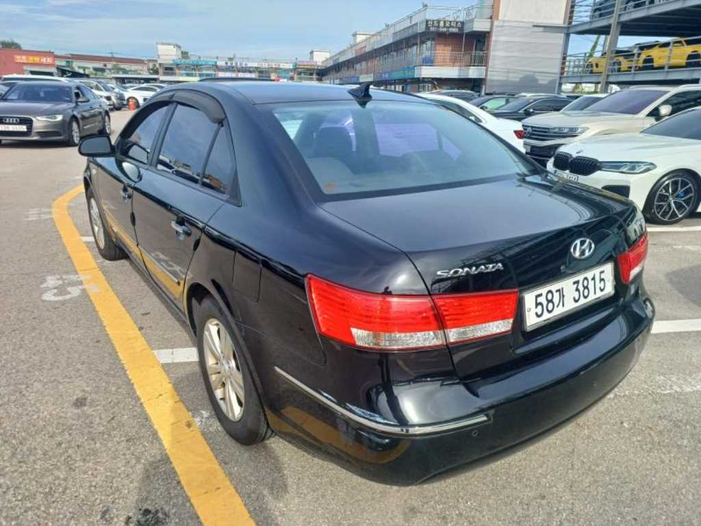 HYUNDAI Sonata - Vista 6
