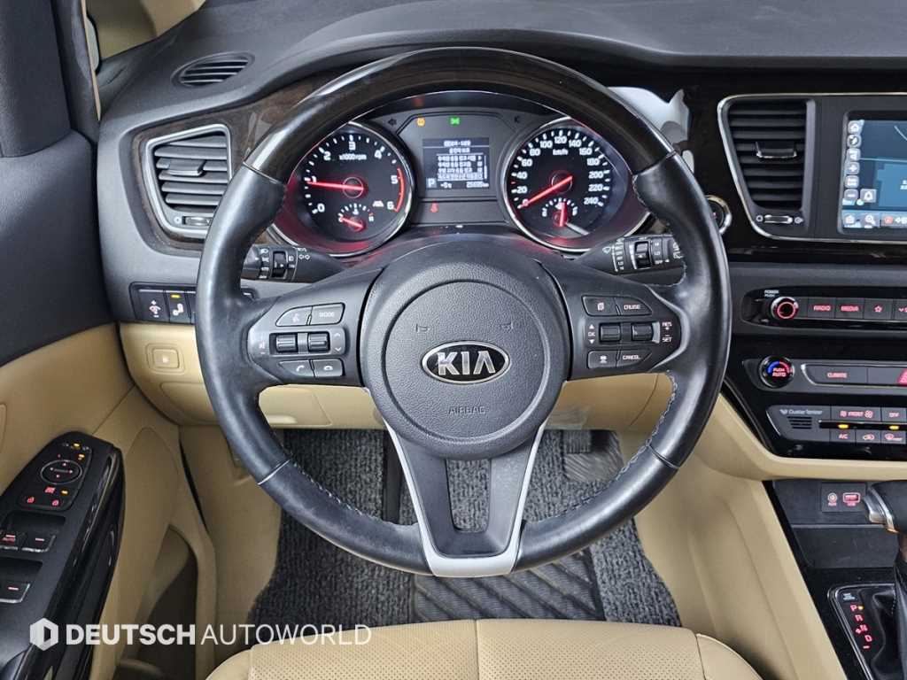 KIA Carnival 2019 - Importación desde Corea - HF Imports Iquique - Foto 13