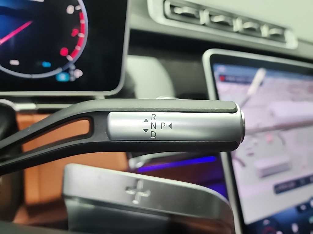 Mercedes Benz S Class - Vista 8