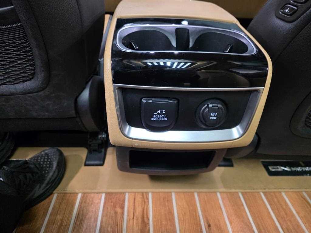 KIA Carnival - Vista 10