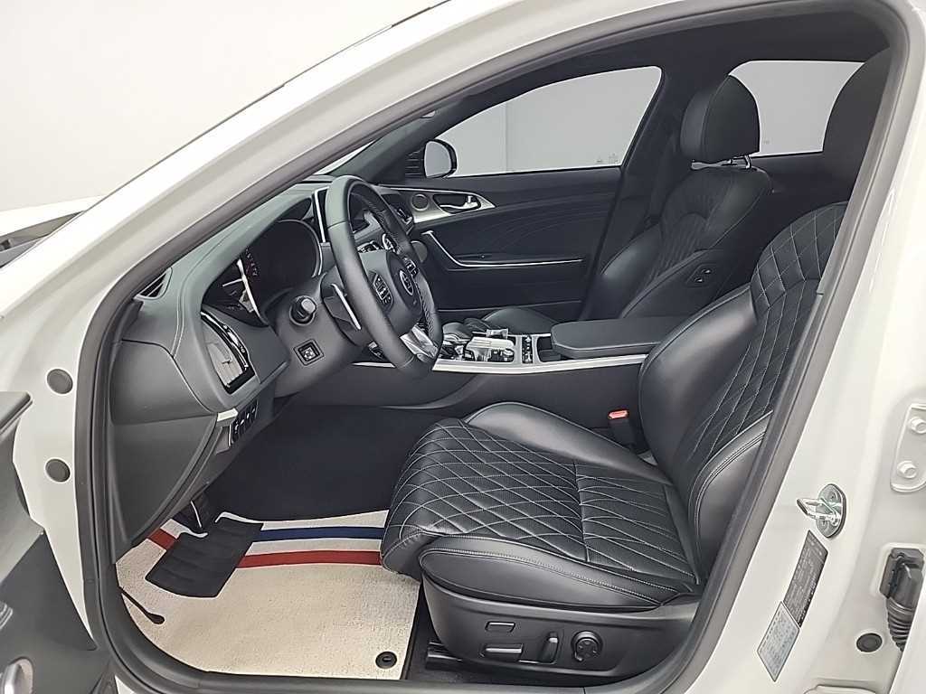 KIA Stinger - Vista 11