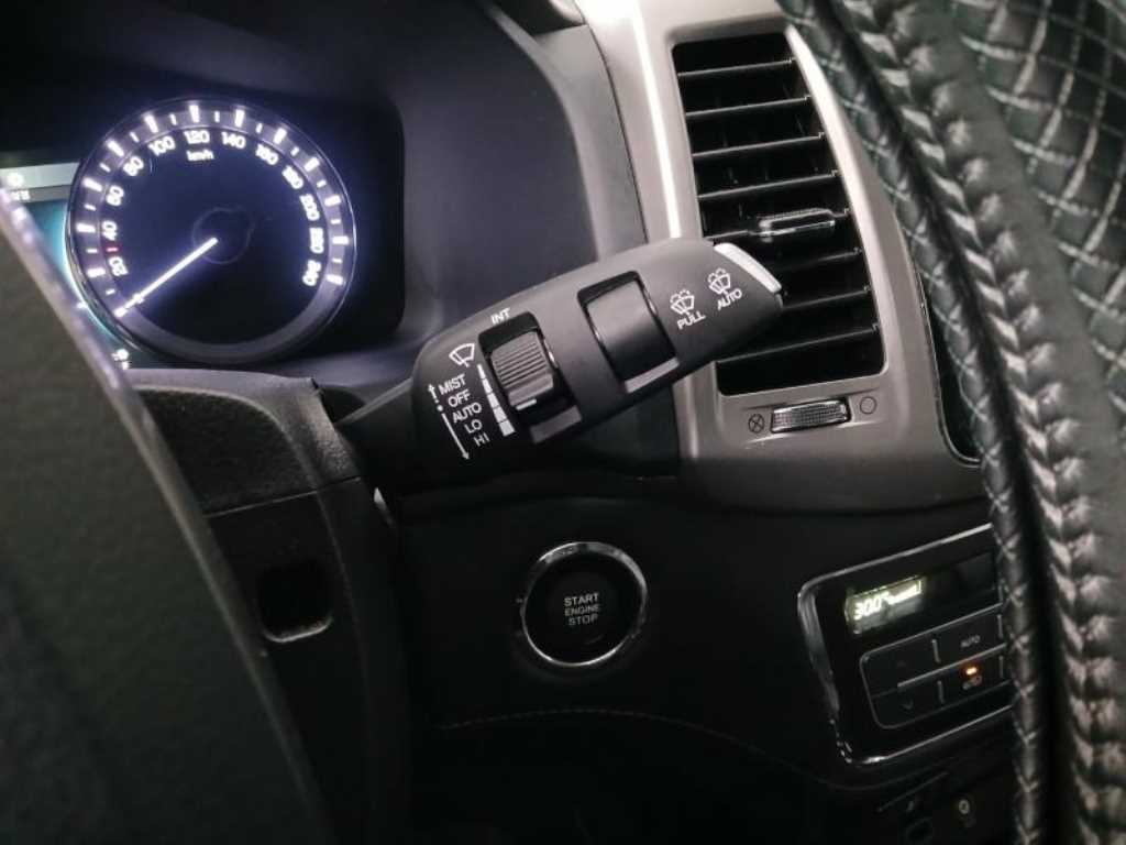 Ssangyong Rexton 2018 Gris - Importación desde Corea - HF Imports Iquique - Foto 17