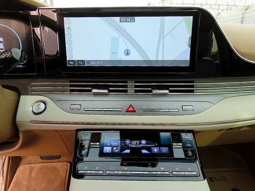 HYUNDAI Grandeur - Vista 12