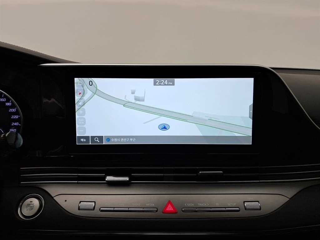 HYUNDAI Grandeur - Vista 9