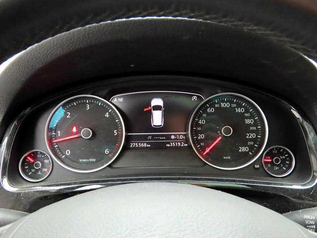 Volkswagen Touareg - Vista 5