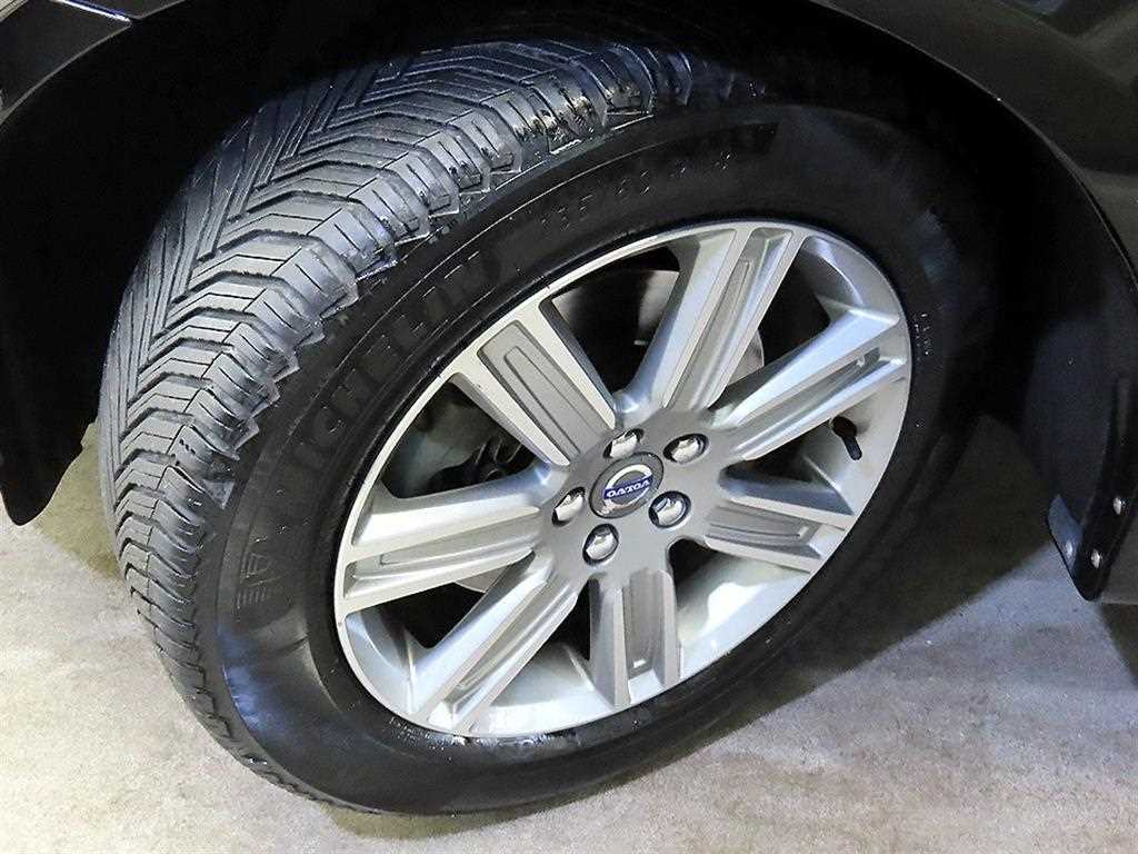 Volvo XC60 2017 Negro - Importación desde Corea - HF Imports Iquique - Foto 20