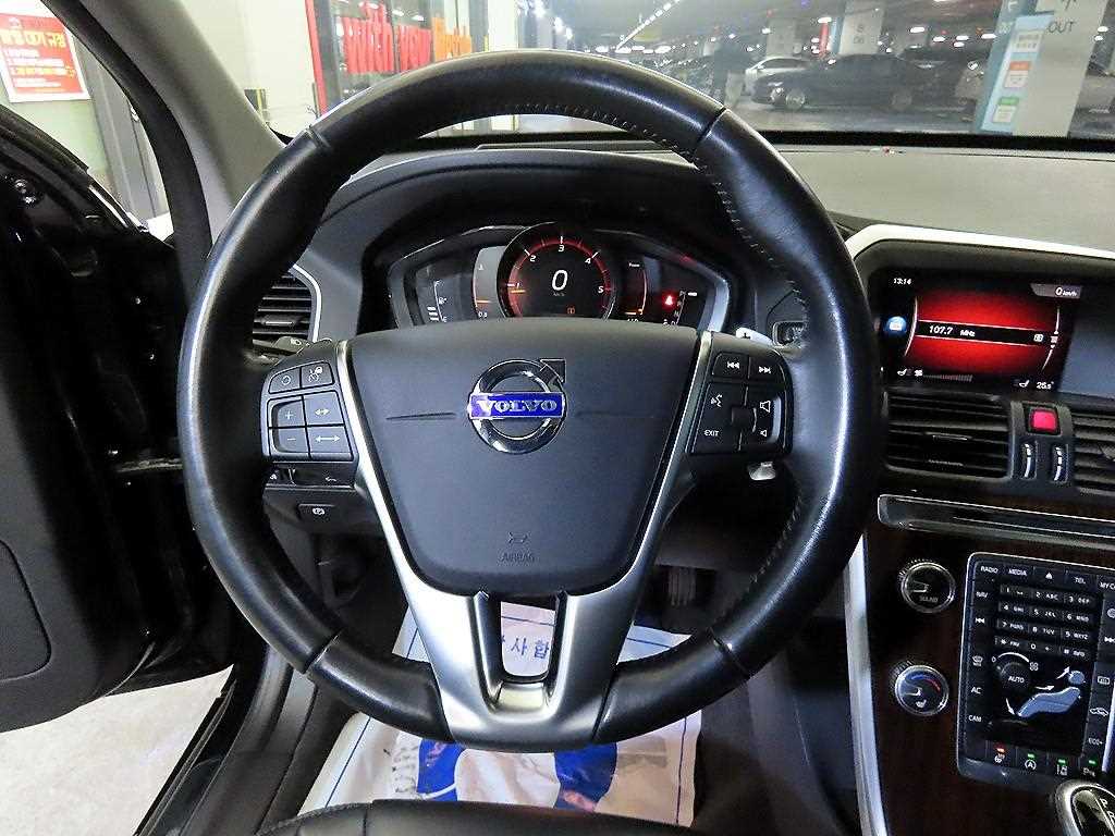 Volvo XC60 - Vista 8